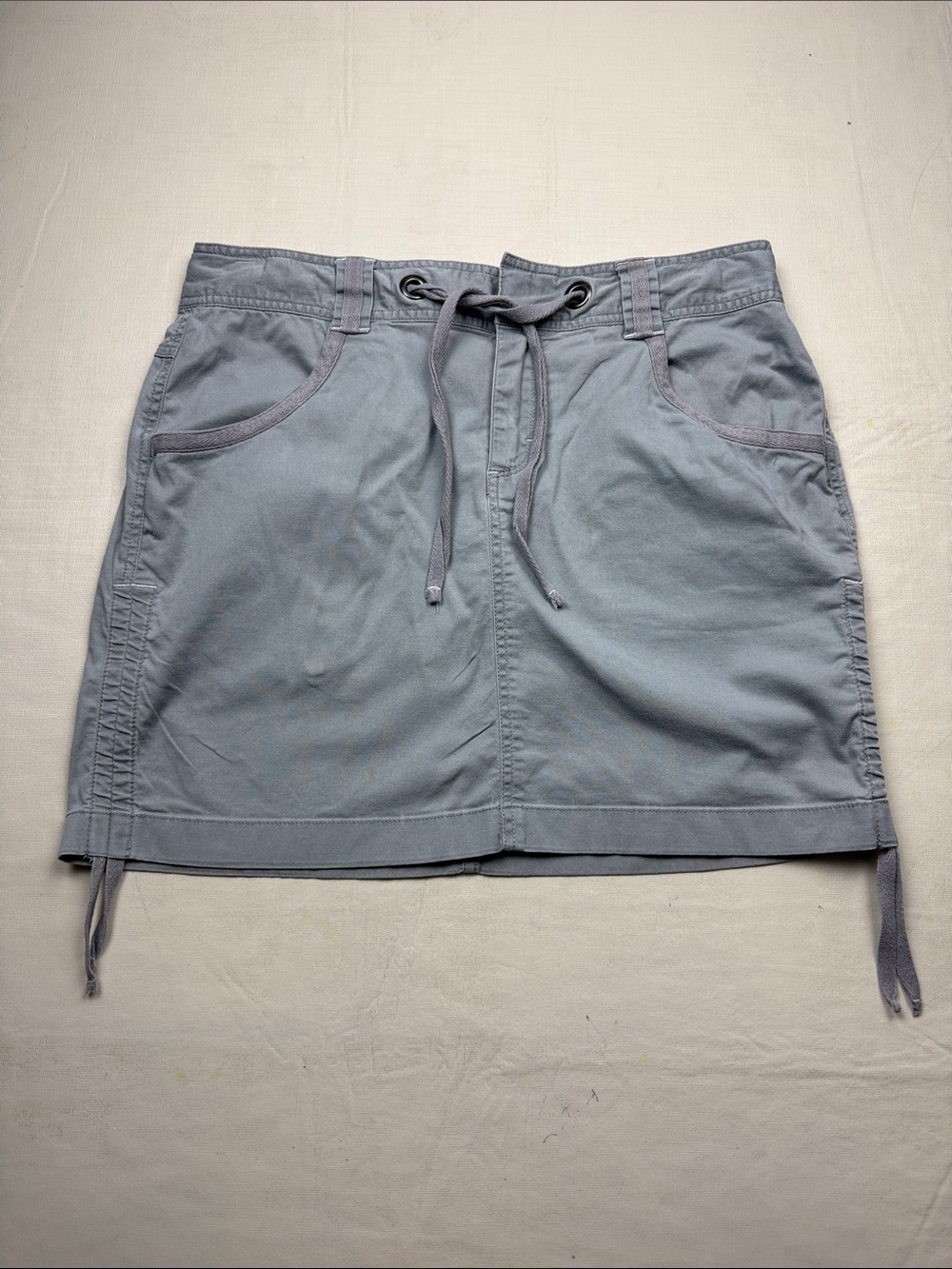 The North Face Women's Light Gray Cargo Mini Skirt Drawstring Ties Size M